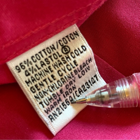 Talbots Petites size 14 magenta pink button down shirt - Picture 7 of 7
